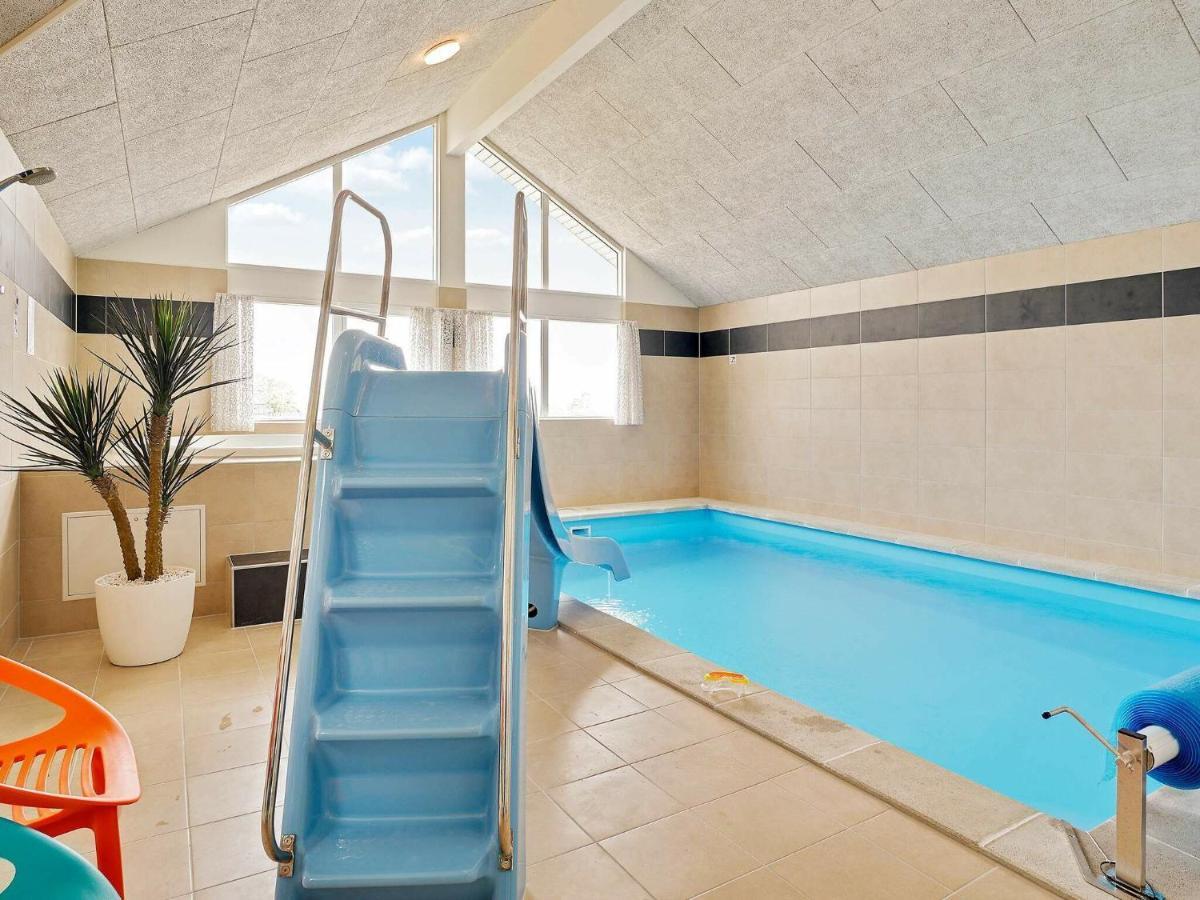 18 Person Holiday Home In بوجنسي المظهر الخارجي الصورة